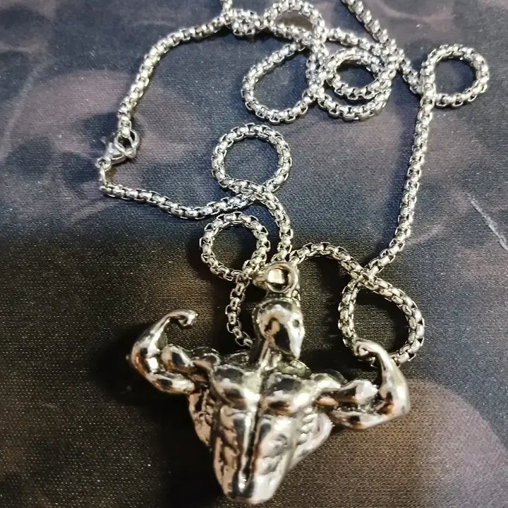 [BUNJANG] Muscle Man Pendant Necklace Punk Rock Chic / 근육맨 펜던트 목걸이 펑크 락시크 유일 매물