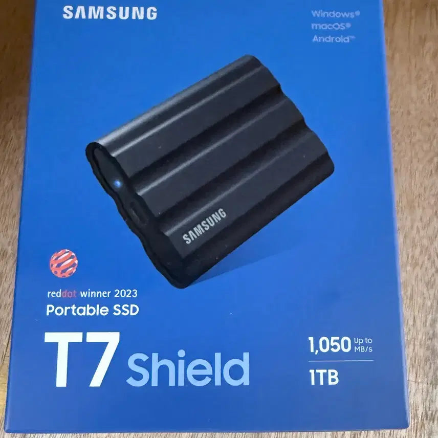[BUNJANG] Samsung Portable SSD T7 Shield 1TB (Sealed) / 미개봉 ) 삼성 포터블 외장하드 SSD T7 Shield ( 1테라 )