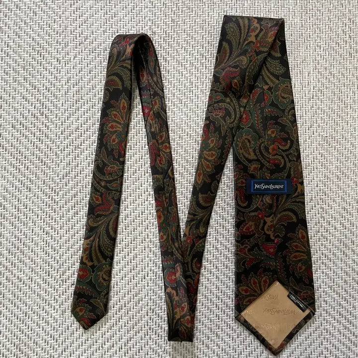 [BUNJANG] Saint Laurent Paisley Necktie / 생로랑 페이즐리 넥타이