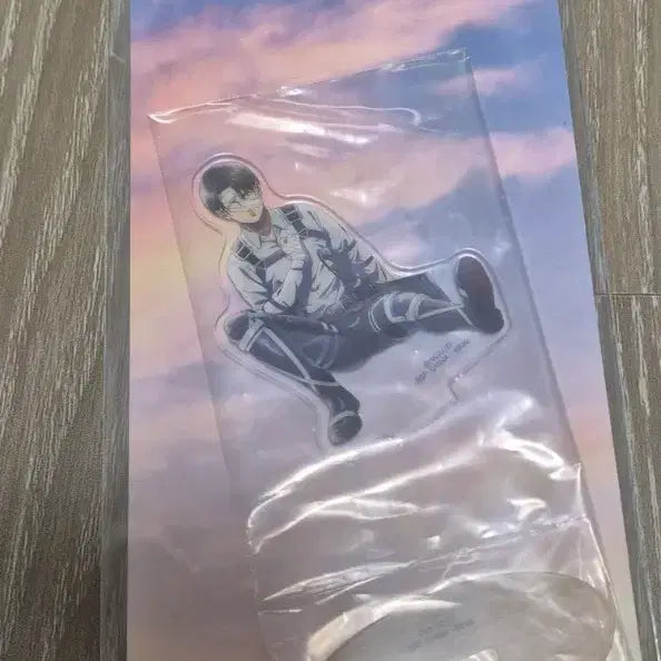 [BUNJANG] Attack on Titan Ichiban Kuji E Prize Levi Acrylic Stand / 진격의거인 이치방쿠지 제일복권 e상 리바이 아크릴 팝니다.