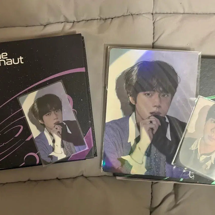 [BUNJANG] BTS Jin The Astronaut Album + Photocard / 방탄 BTS 진 디애스트로넛 The Astronaut 앨범 + 포토카드