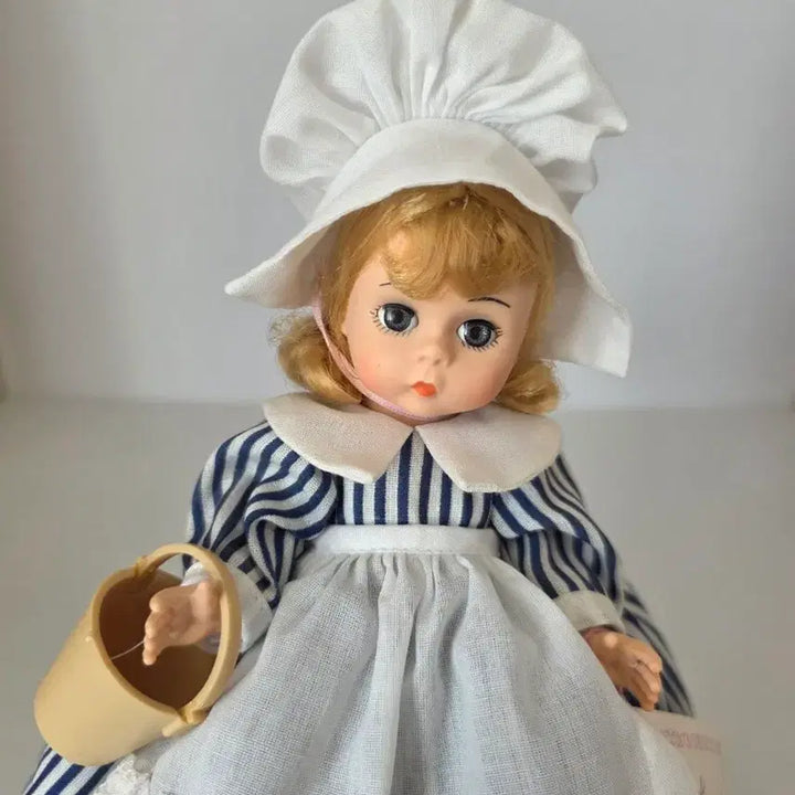 [BUNJANG] Madame Alexander 8-inch Little Maid Doll / 마담알렉산더 인형 8인치 리틀 메이드