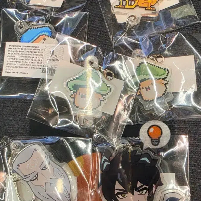 [BUNJANG] MapleStory Popup Store Gacha Acrylic Keyring / 메이플 팝업스토어 가챠 팝니다