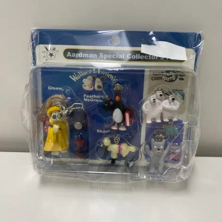 [BUNJANG] Wallace &amp; Gromit McGrew Raincoat Gromit Keyring Set / 월레스와그로밋 맥그로우 우비 그로밋 키링 세트