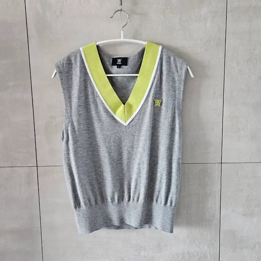 [BUNJANG] Anew Genuine Grey V-Neck Knit Vest / 어뉴 정품 회색 브이넥 니트 조끼