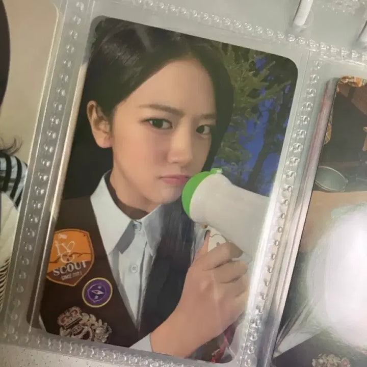 [BUNJANG] IVE Fancon Yujin Stand Photocard / 아이브 팬콘 유진 스탠드 포카 판매