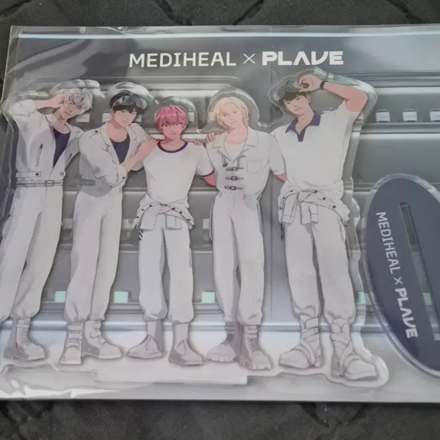 [BUNJANG] PLAVE Mediheal Acrylic Sealed / 플레이브 메디힐 아크릴 미개봉
