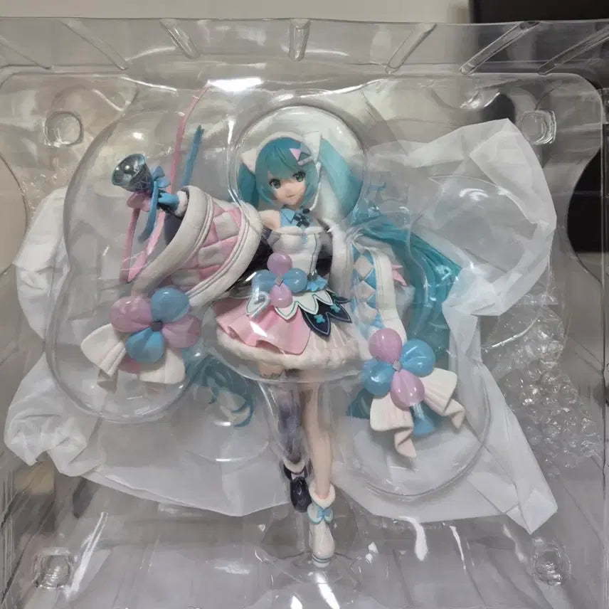 [BUNJANG] FNEX Hatsune Miku Magical Mirai 2020 Winter Festival Figure / FNEX 페넥스 하츠네 미쿠 매지컬미라이 2020 겨울 축제 피규어