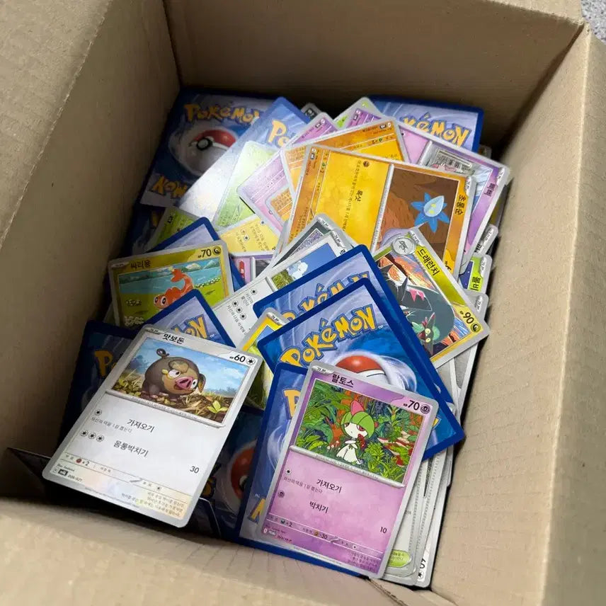 [BUNJANG] Pokemon Normal Cards Bundle (630 pcs) / 포켓몬 노말 카드 다수 일괄(630장)