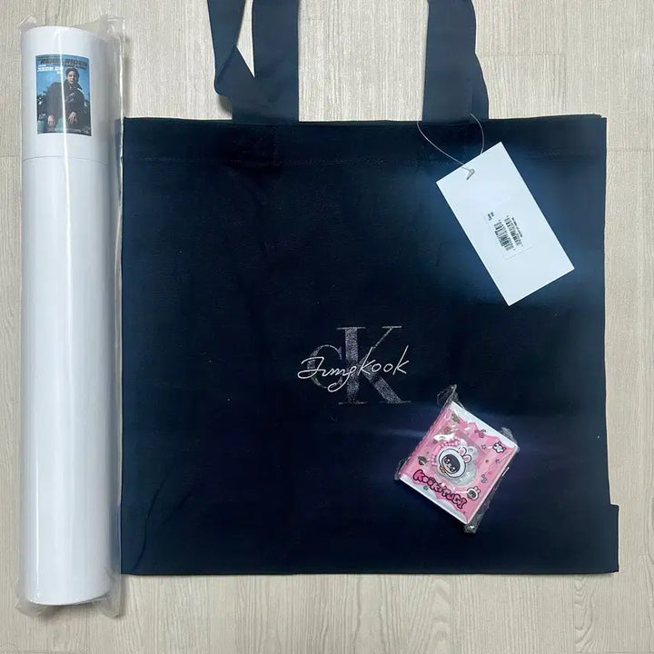 [BUNJANG] Calvin Klein Jungkook Collaboration Limited Poster + Eco Bag / 캘빈클라인 CK 정국 콜라보 성수한정포스터+에코백