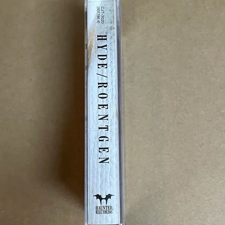 [BUNJANG] HYDE ROENTGEN Cassette Tape / HYDE 하이디 - ROENTGEN 카세트 테이프