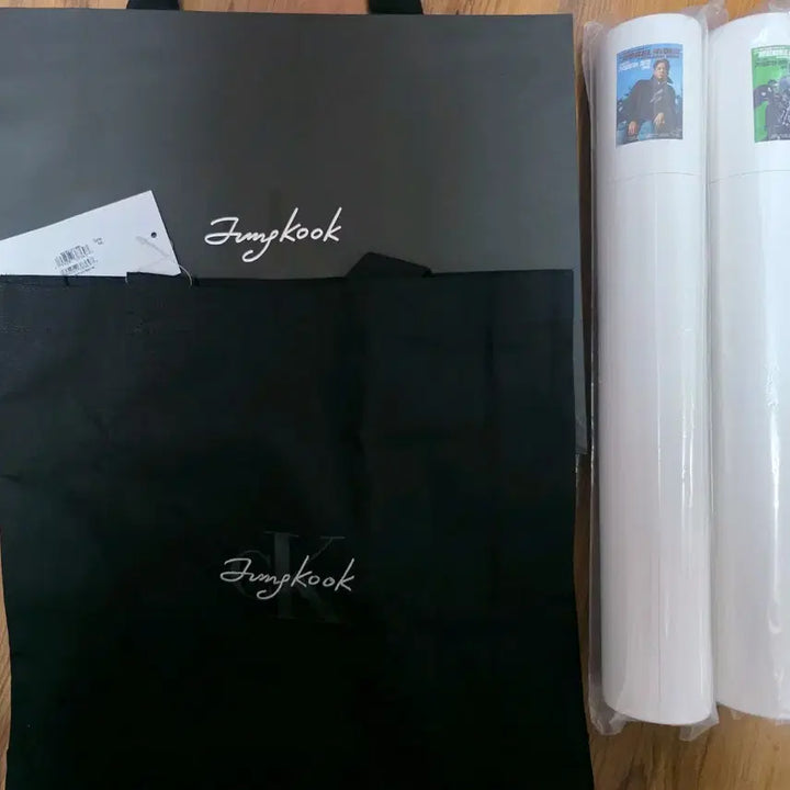 [BUNJANG] Calvin Klein Jungkook Eco Bag, Poster Set, Shopping Bag Bundle / 캘빈클라인 정국 에코백, 포스터2종류, 쇼핑백 일괄양도합니다.