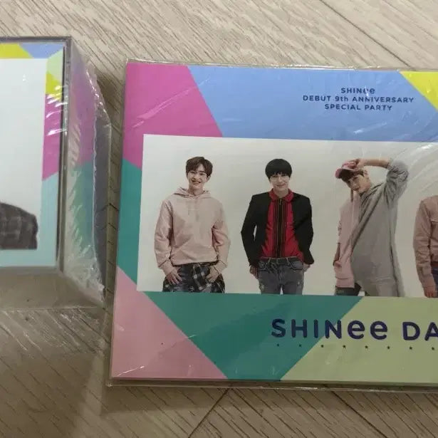 [BUNJANG] SHINee 9th Anniversary Fan Meeting Onew Puzzle &amp; Postcard Photocard Set / 샤이니 데뷔 9주년 팬미팅 포토 카드 엽서 온유 퍼즐