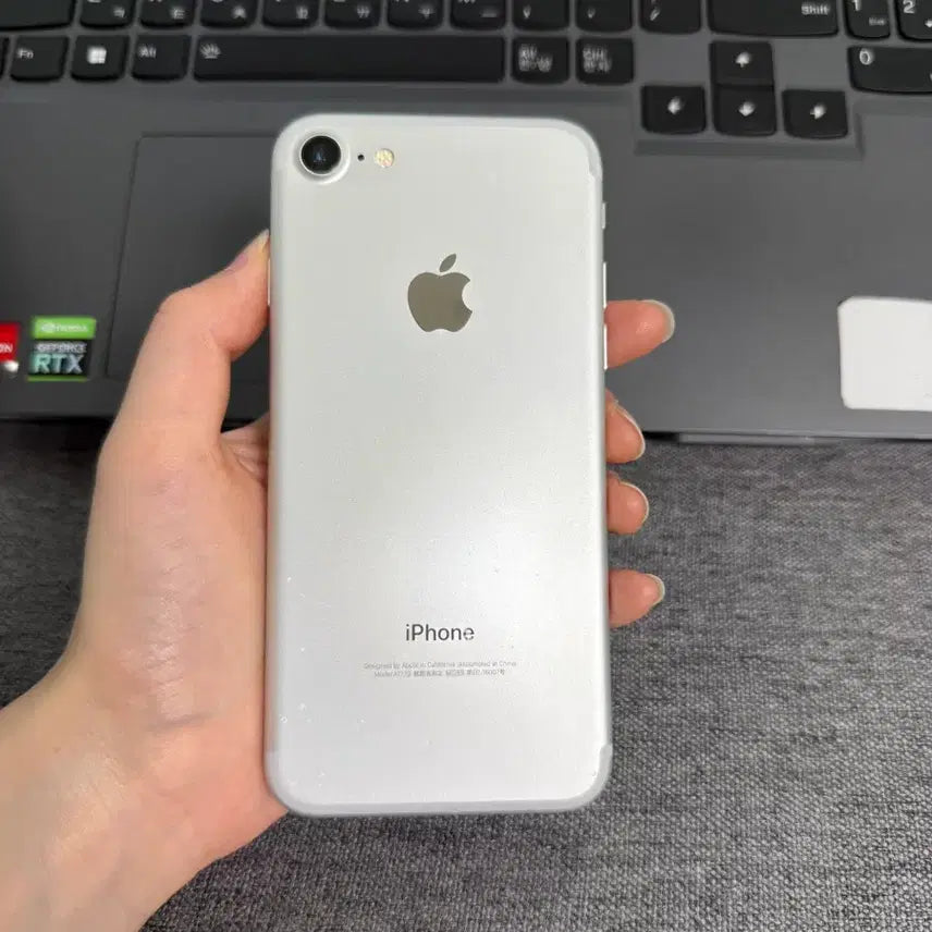 [BUNJANG] Apple iPhone 7 32GB (Excellent Condition, Silent Mode) / F35 s급 아이폰7 32기가 무음