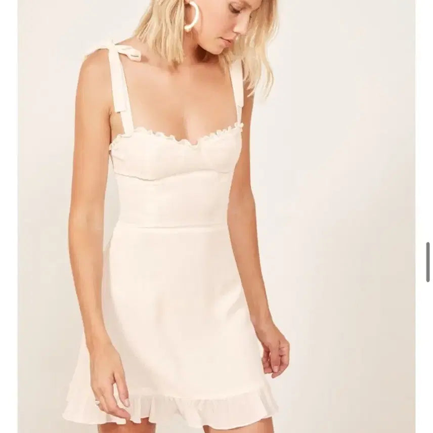 [BUNJANG] Reformation Ivory White Christine Mini Dress / 최종가*리포메이션 Reformation 아이보리 화이트 크리스틴 미니