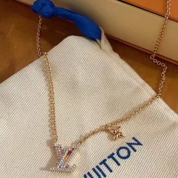 [BUNJANG] Louis Vuitton LV Diamond Necklace / 루이비통 LV 다이아 목걸이