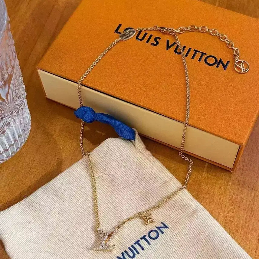 [BUNJANG] Louis Vuitton LV Diamond Necklace / 루이비통 LV 다이아 목걸이