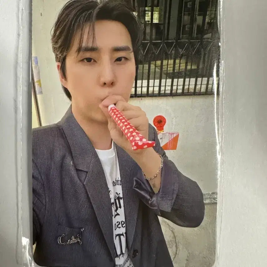 [BUNJANG] Day6 Goyang Concert Online MD Young K Photocard / 데이식스 고양콘 온라인엠디 영케이포카 팝니다.