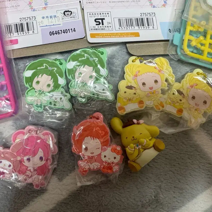 [BUNJANG] Yes! PreCure 5 GoGo Sanrio Collaboration Goods Bundle Set / 프리큐어 산리오 굿즈 일괄