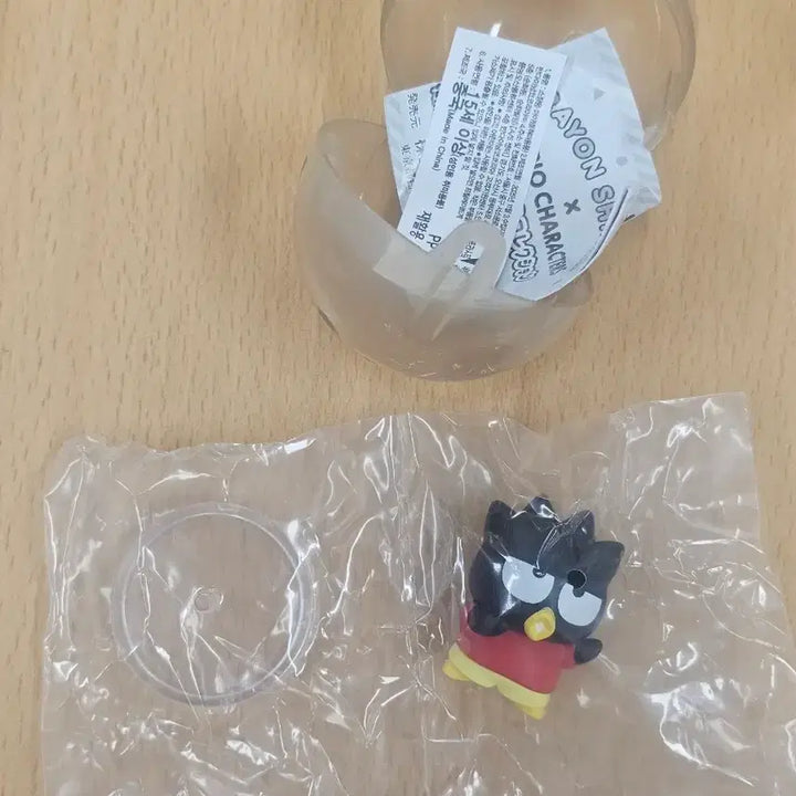 [BUNJANG] Crayon Shin-chan Sanrio Characters Collaboration Gacha Bad Badtz-Maru (Sealed) / 크레용 신짱 산리오 캐릭터즈 콜라보가챠 짱구 배드바츠마루