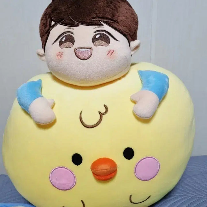 [BUNJANG] Fluke CST (Actor) Cushion / 태국배우 플루크 쿠션 팝니다!