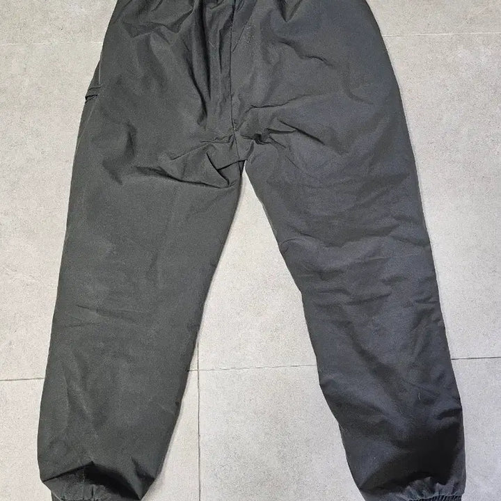 [BUNJANG] Khaki Cargo Jogger Pants with Waistband / 카키 허리밴딩 기모카고 조거팬츠