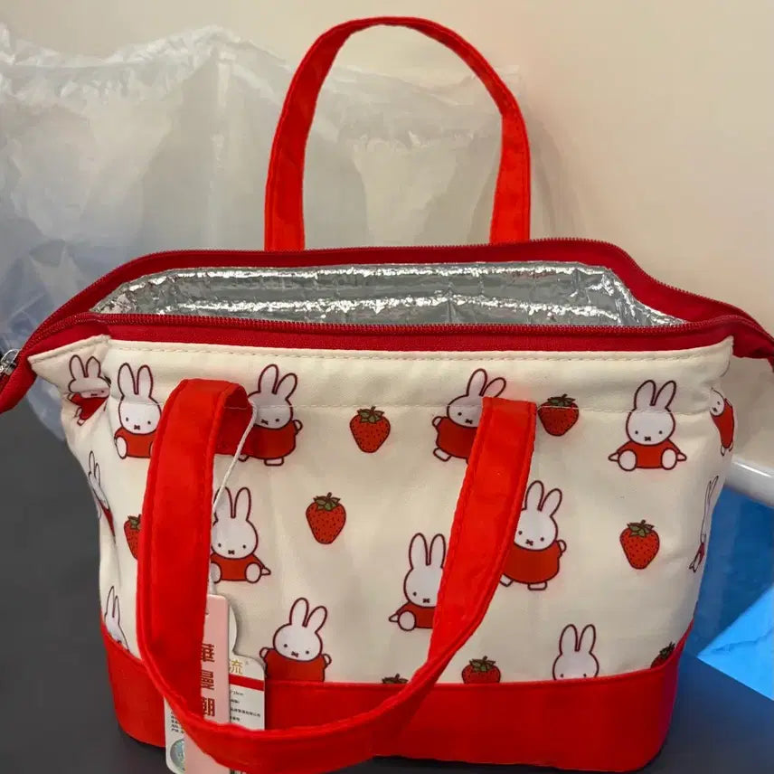 [BUNJANG] Miffy Red Strawberry Pattern Tote Cooler Bag / 미피 빨강 딸기 패턴 토트 보냉백
