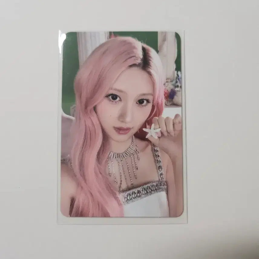 [BUNJANG] IVE GAEUL Fan Concert Necklace MD Photocard / 아이브 가을 팬콘서트목걸이엠디MD포카원영레이리즈이서유진
