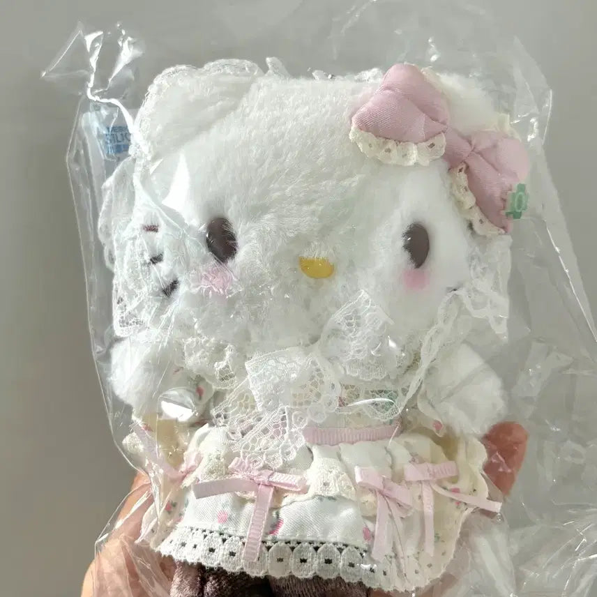 [BUNJANG] Sanrio Forest Lace Hello Kitty Mascot Keychain Plush Toy / 산리오 포레스트 레이스 헬로키티 마스코트 키링 인형 정품