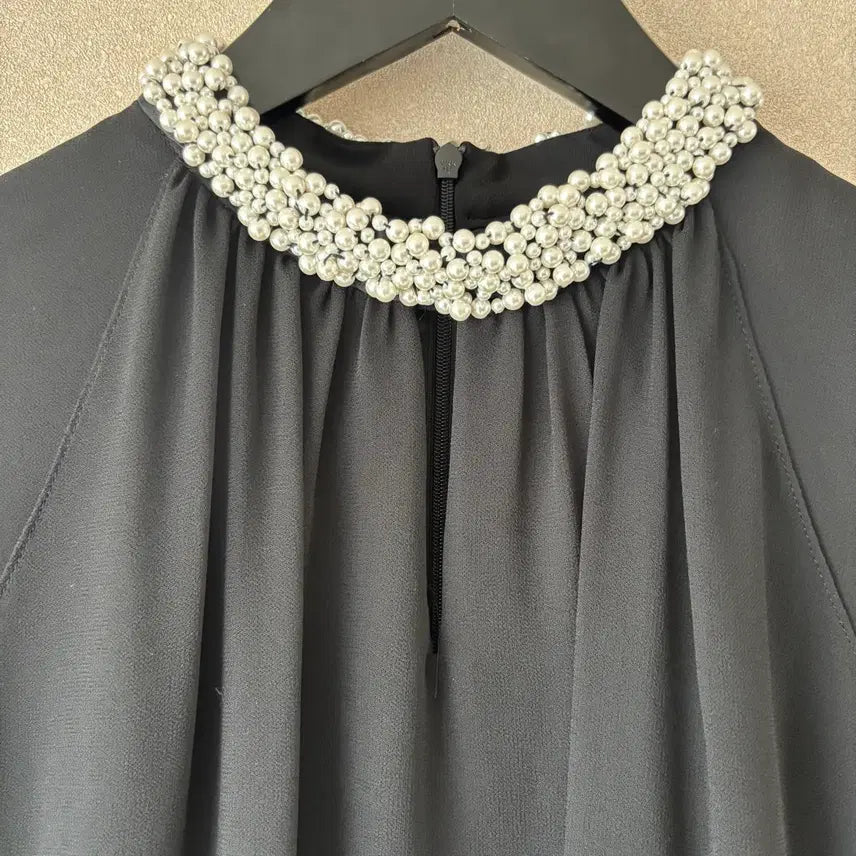 [SOLD OUT] [정품] MOJO S.PHINE 모조에스핀 진주 넥 원피스