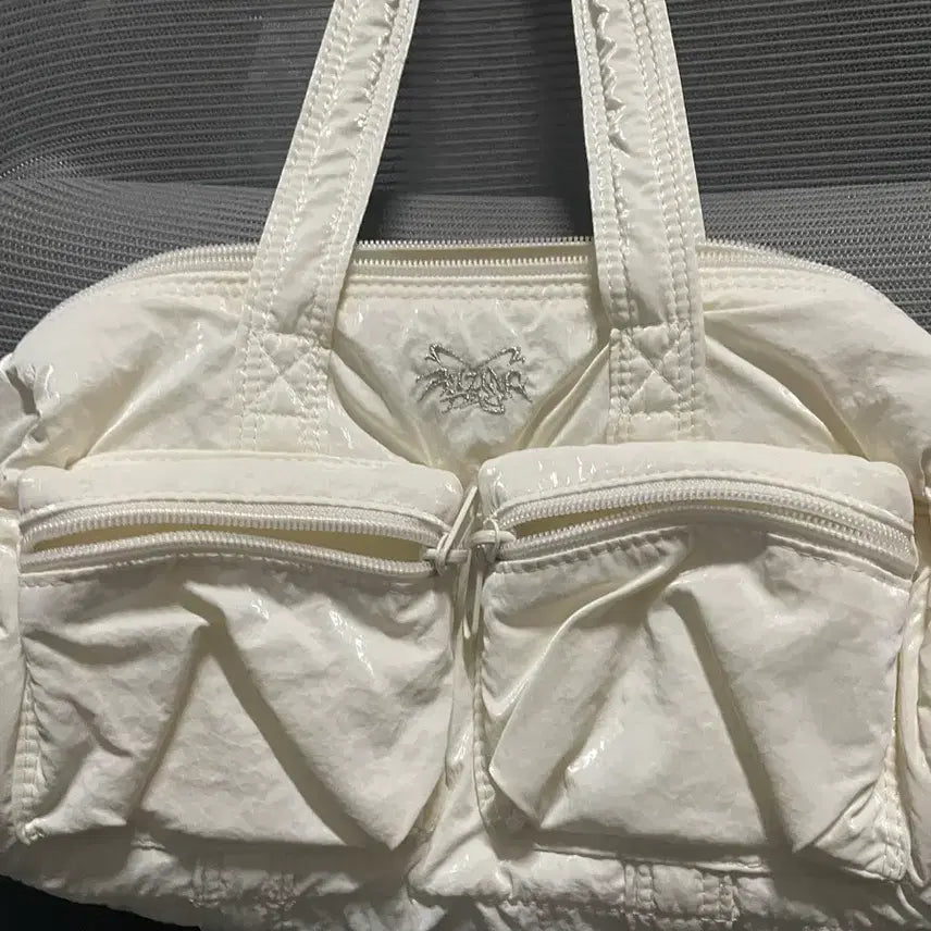 [BUNJANG] RIIZE Fan-con Cream Bag / 라이즈 팬콘 가방(크림) - 가방만