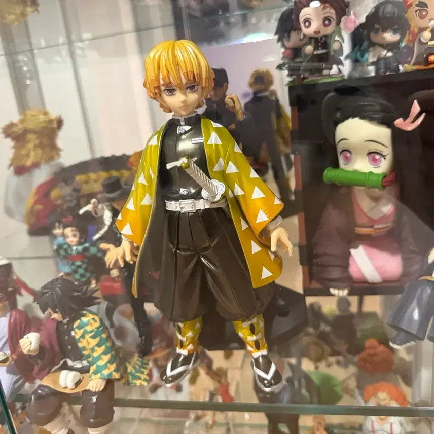 [BUNJANG] Demon Slayer Zenitsu Grandista Figure / 귀멸의칼날 젠이츠 그란디스타 피규어 귀칼
