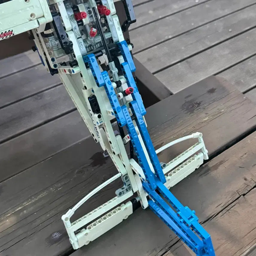 [BUNJANG] LEGO Technic Cargo Plane 42025 / 레고 카고 플레인 42025