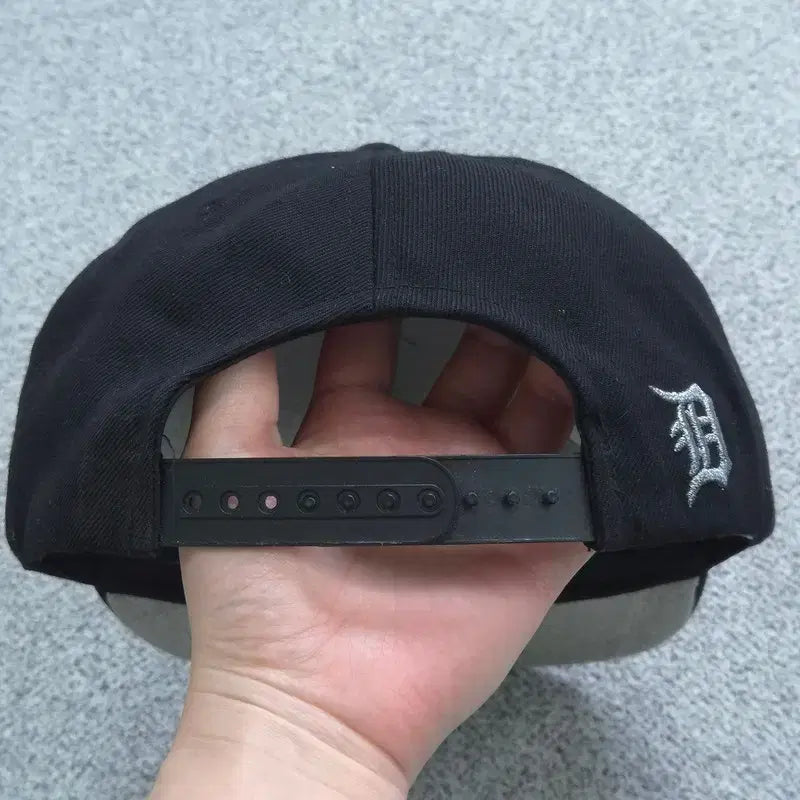 [SOLD OUT] FREE 엠엘비 캡 모자 | 0522C15