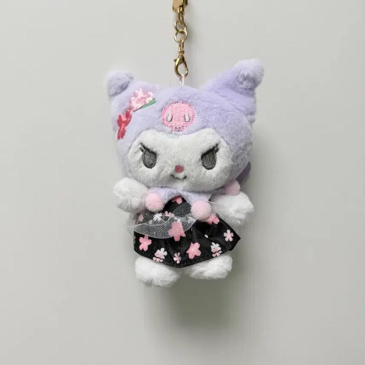 [BUNJANG] Sanrio Sakura Edition Kuromi Doll Keychain / 산리오 벚꽃에디션 사쿠라 쿠로미 인형 키링
