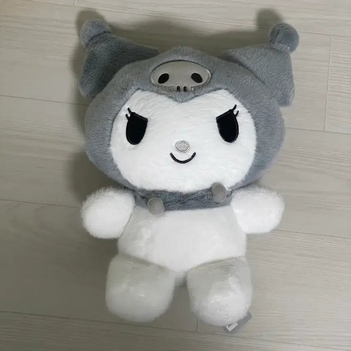 [BUNJANG] Sanrio Kuromi Monotone 25cm Plush Doll / 산리오 모노톤 흑백 그레이 쿠로미 25cm 인형