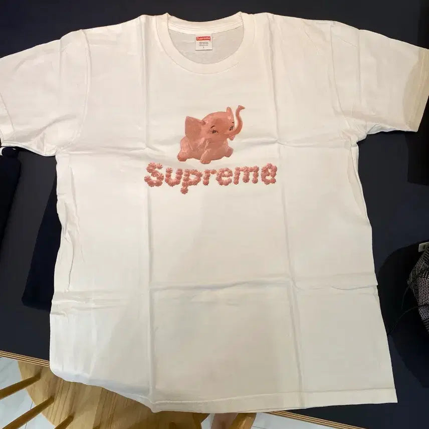 [BUNJANG] Supreme Elephant T-Shirt White L / 슈프림 코끼리 티셔츠 화이트 L