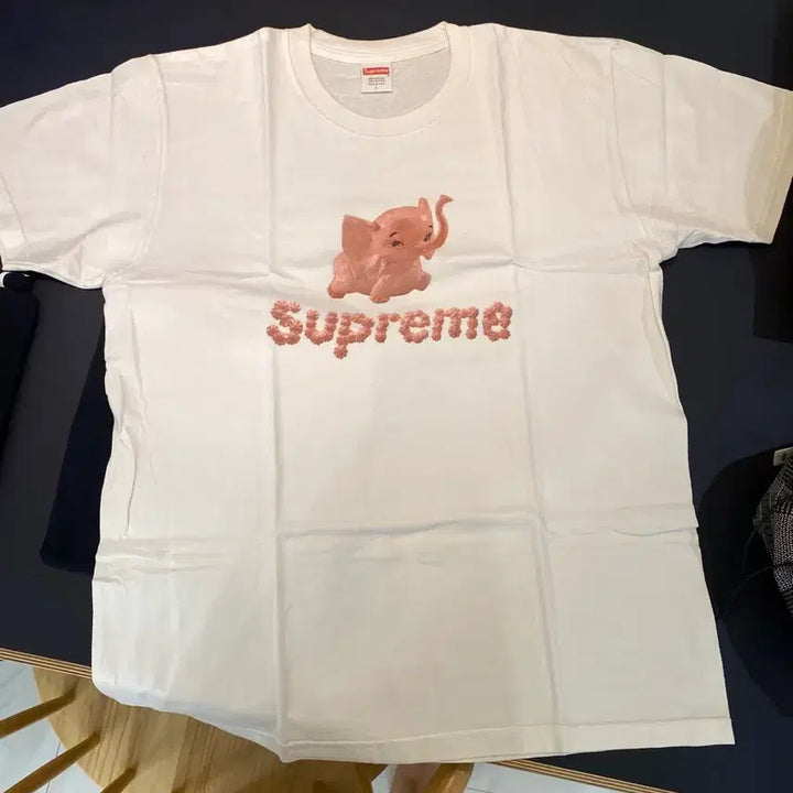 [BUNJANG] Supreme Elephant T-Shirt White L / 슈프림 코끼리 티셔츠 화이트 L