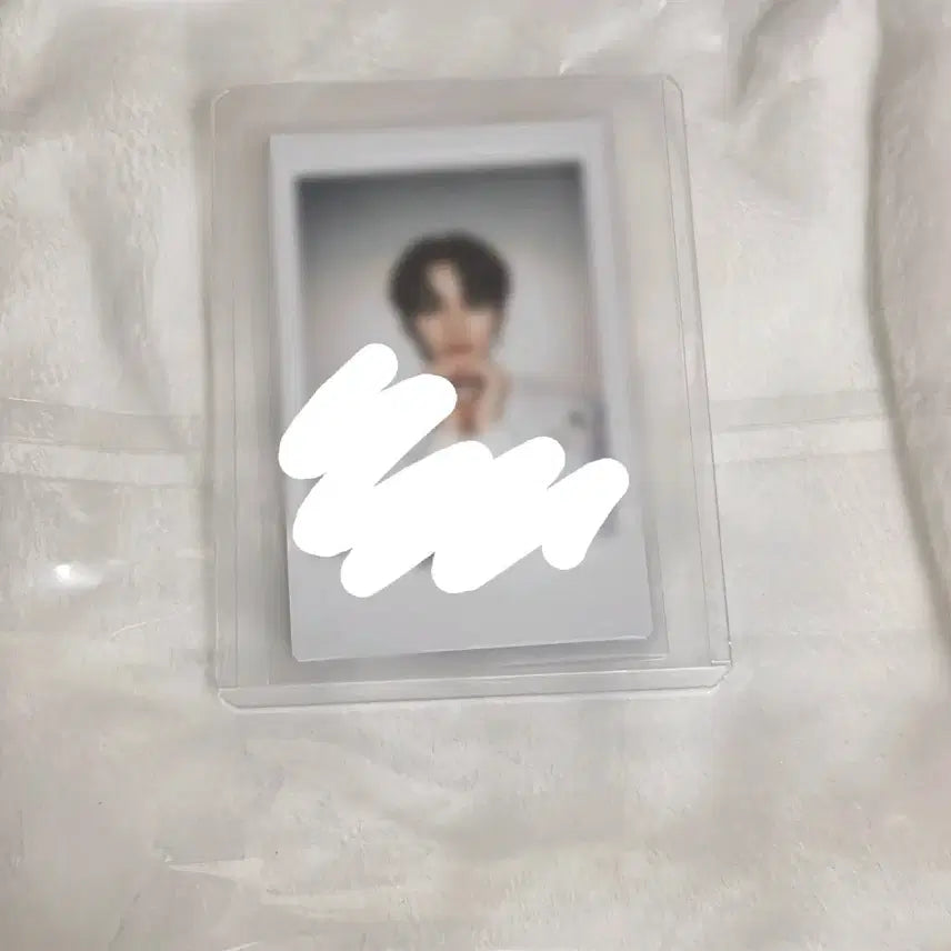 [BUNJANG] Stray Kids Lee Know Signed Polaroids Bundle Set / 스트레이키즈 리노 친필 싸인폴라 싸폴 양도 스키즈