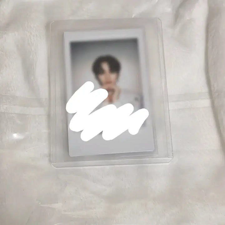 [BUNJANG] Stray Kids Lee Know Signed Polaroids Bundle Set / 스트레이키즈 리노 친필 싸인폴라 싸폴 양도 스키즈
