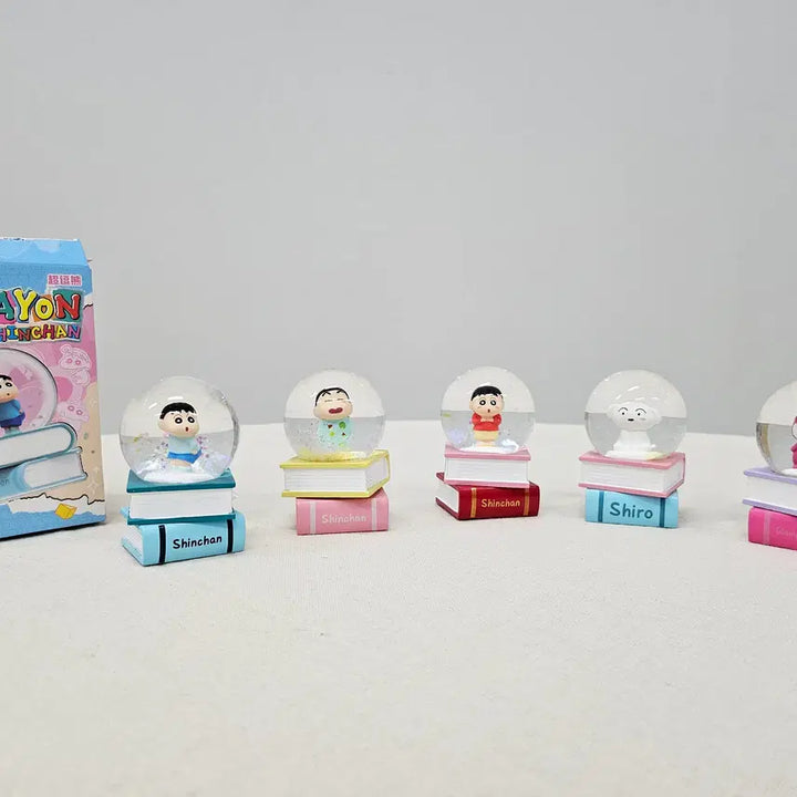 [BUNJANG] Crayon Shin-chan Snow Globe Mood Lamp Figure (5 Types) / 짱구는 못말려 스노우볼 무드등 피규어 5종