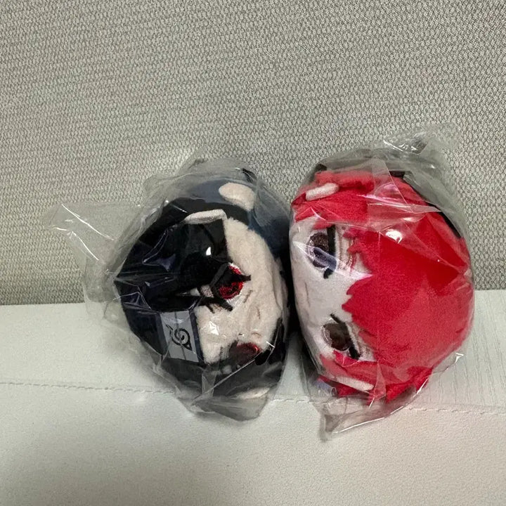 [BUNJANG] Naruto Sasori &amp; Itachi Plush Bundle / 나루토 사소리/이타치 인형 일괄 양도
