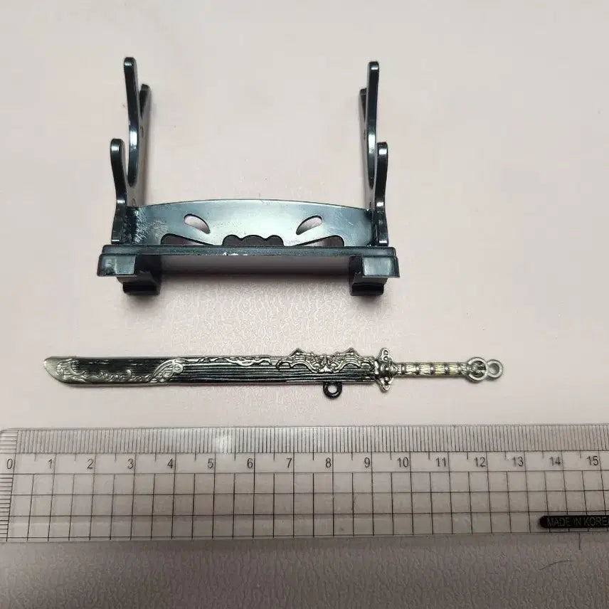 [BUNJANG] Display Weapon Model with Stand / 모형 무기 장식입니다(거치대 포함)