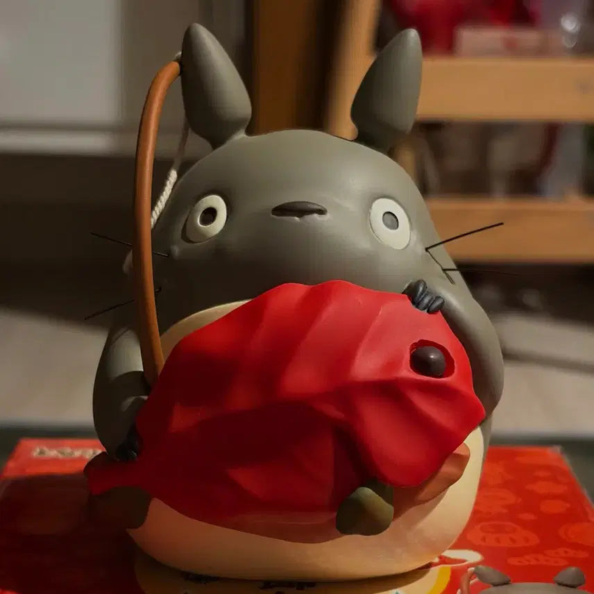 [BUNJANG] Ghibli Totoro Lucky Crab Figure / 지브리 행운 가재 토토로 피규어