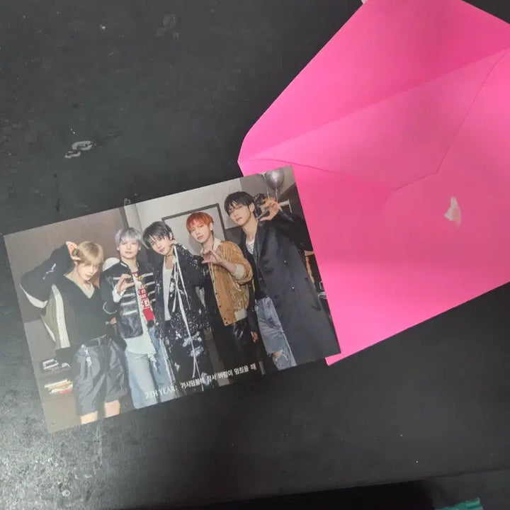 [BUNJANG] TXT Tomorrow X Together Sticky Goods Set Photocard Postcard Sticker / 투모로우바이투게더 TXT 포카 엽서 굿즈