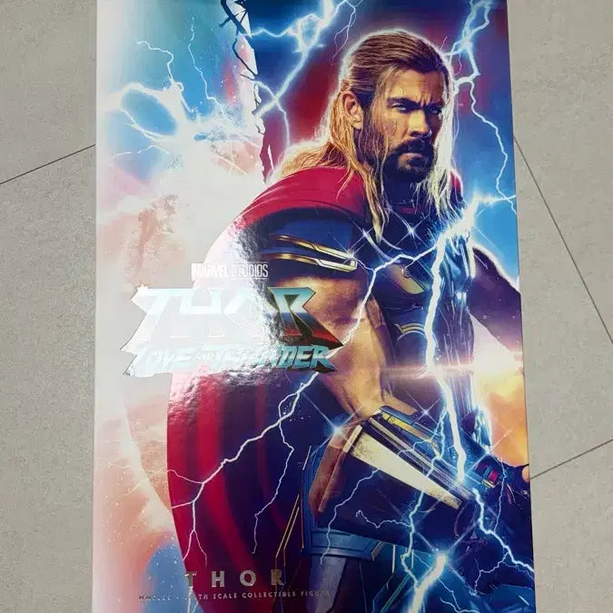 [BUNJANG] Hot Toys Thor Love and Thunder Standard Edition / 핫토이 러브앤썬더 토르 일반판