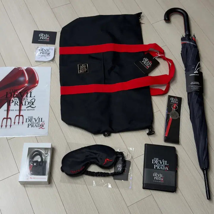 [BUNJANG] The Devil Wears Prada 2 Goods 9-Piece Set / 악마는 프라다를 입는다2 굿즈 9종 패키지