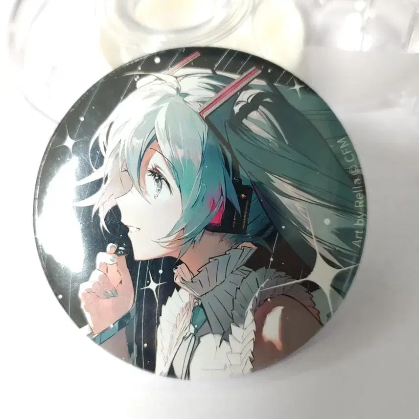 [BUNJANG] Hatsune Miku 16th Anniversary Rella Badge (Flawed) / 0601할인)하자)하츠네 미쿠 16주년 Rella 뱃지 개별가