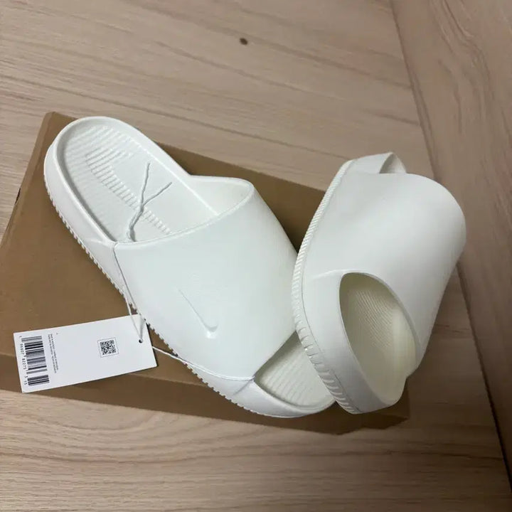 [BUNJANG] Nike Calm Slides / 나이키 캄 슬라이드 세일 팝니다.