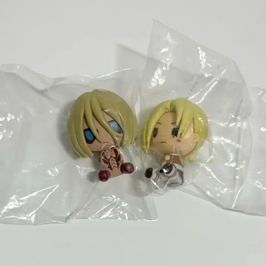 [BUNJANG] Attack on Titan Female Titan Chocotto Set / [진격거] 애니레온하트 여성형거인 초코놋코 일괄